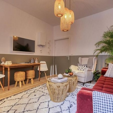 Appartement Le Fleuriau T3 Prestige&Cour Privée, Hypercentre à La Rochelle  Extérieur photo
